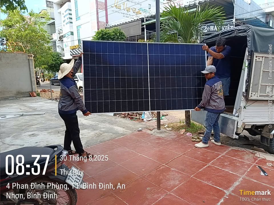  Kịp bàn giao đưa vào sử dụng hệ thống 10kw 1pha cho khách hàng kinh
