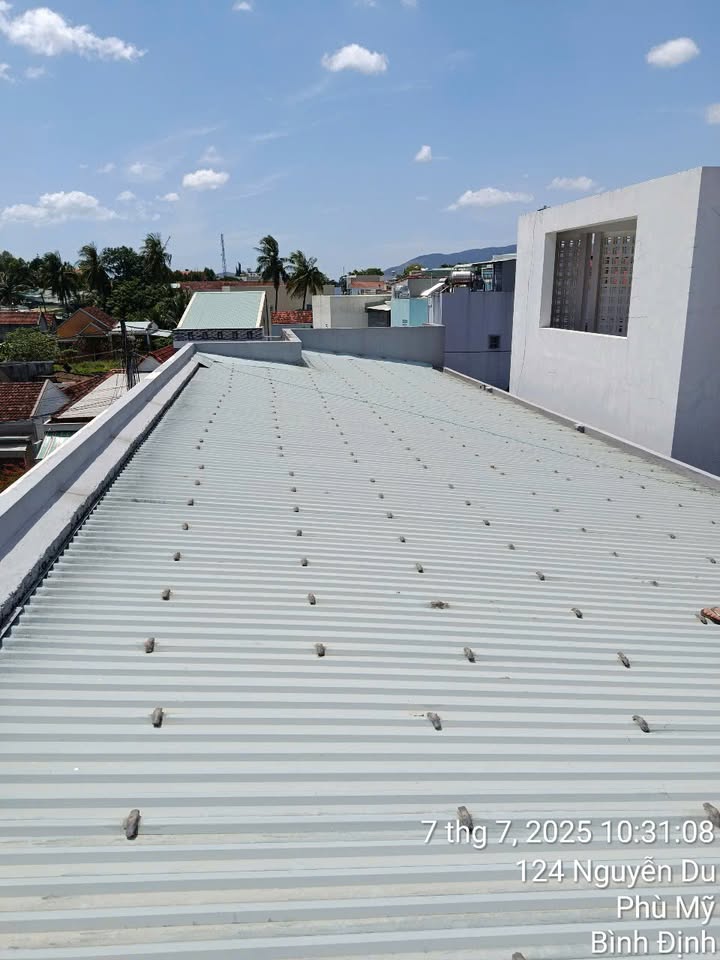 Hoàn thành công trình lắp đặt điện năng lượng mặt trời cho Chủ tiệm