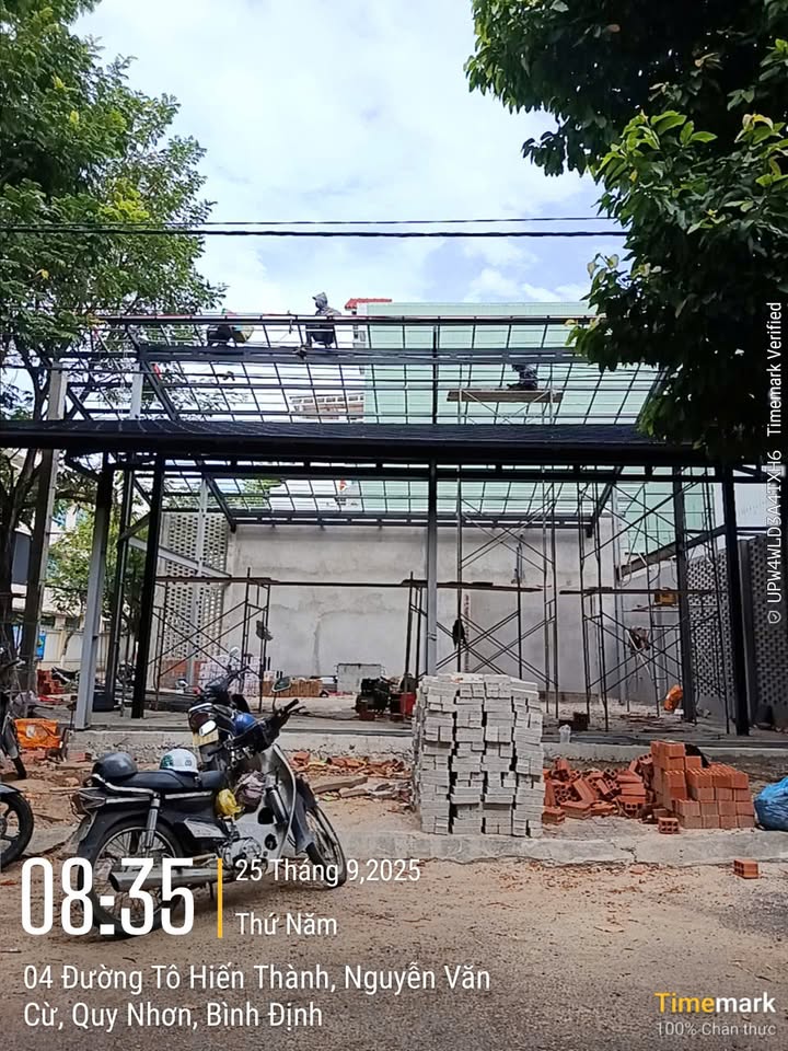  Tiếp tục triển khai công trình 9,8kwp_1pha tại: 04 Tô Hiến Thành –